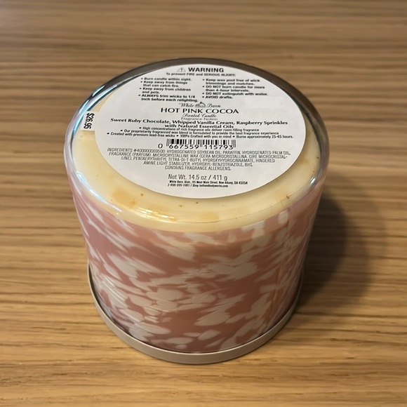 Bath & Body Works 3 Wick Candle. Hot Pink Cocoa - Picture 3 of 3